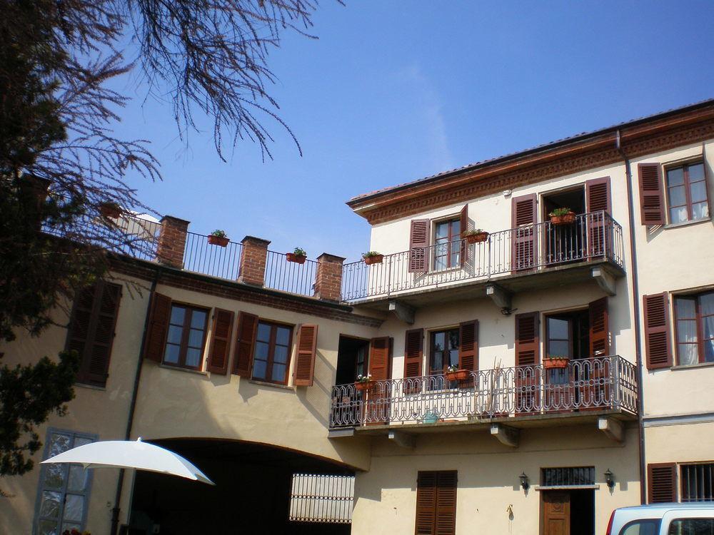 Relais San Desiderio Bed & Breakfast Calliano  Exterior photo