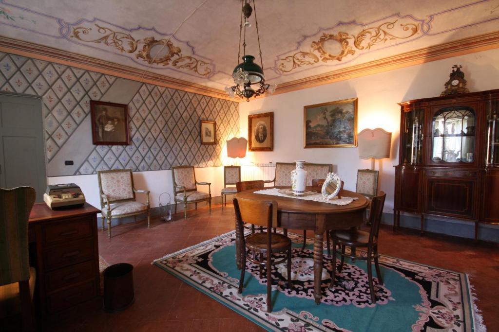 Relais San Desiderio Bed & Breakfast Calliano  Exterior photo