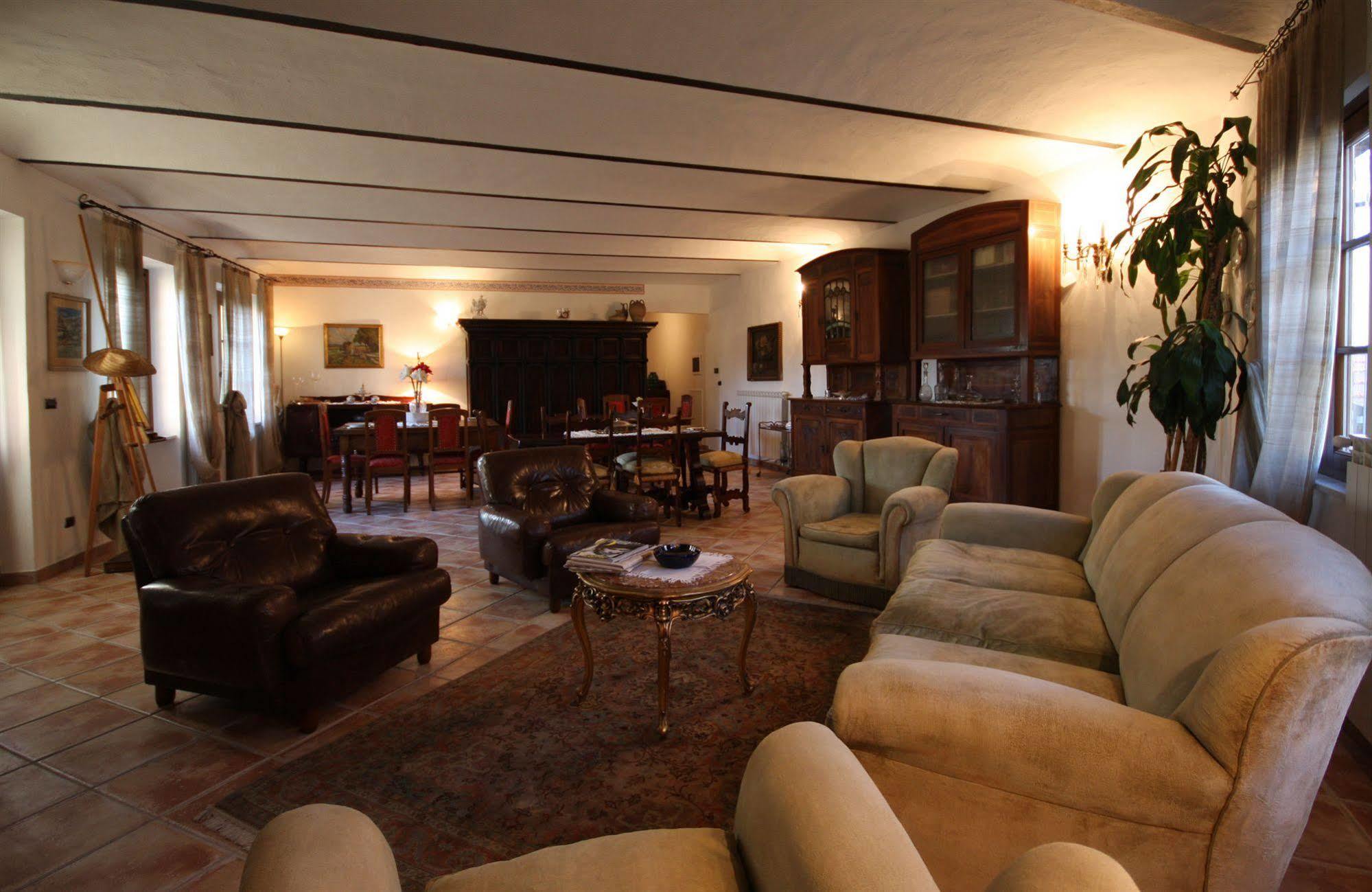 Relais San Desiderio Bed & Breakfast Calliano  Exterior photo