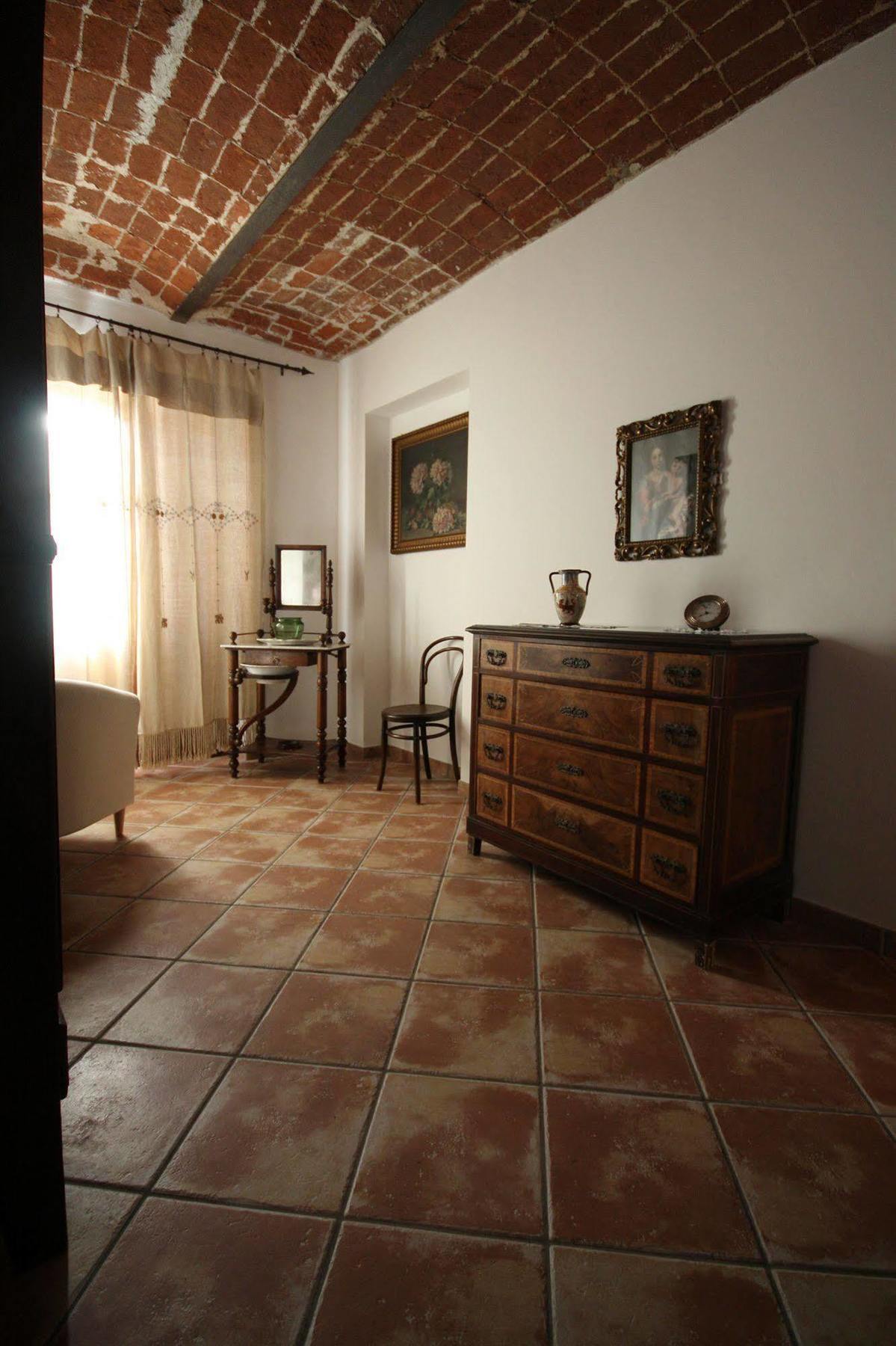 Relais San Desiderio Bed & Breakfast Calliano  Exterior photo