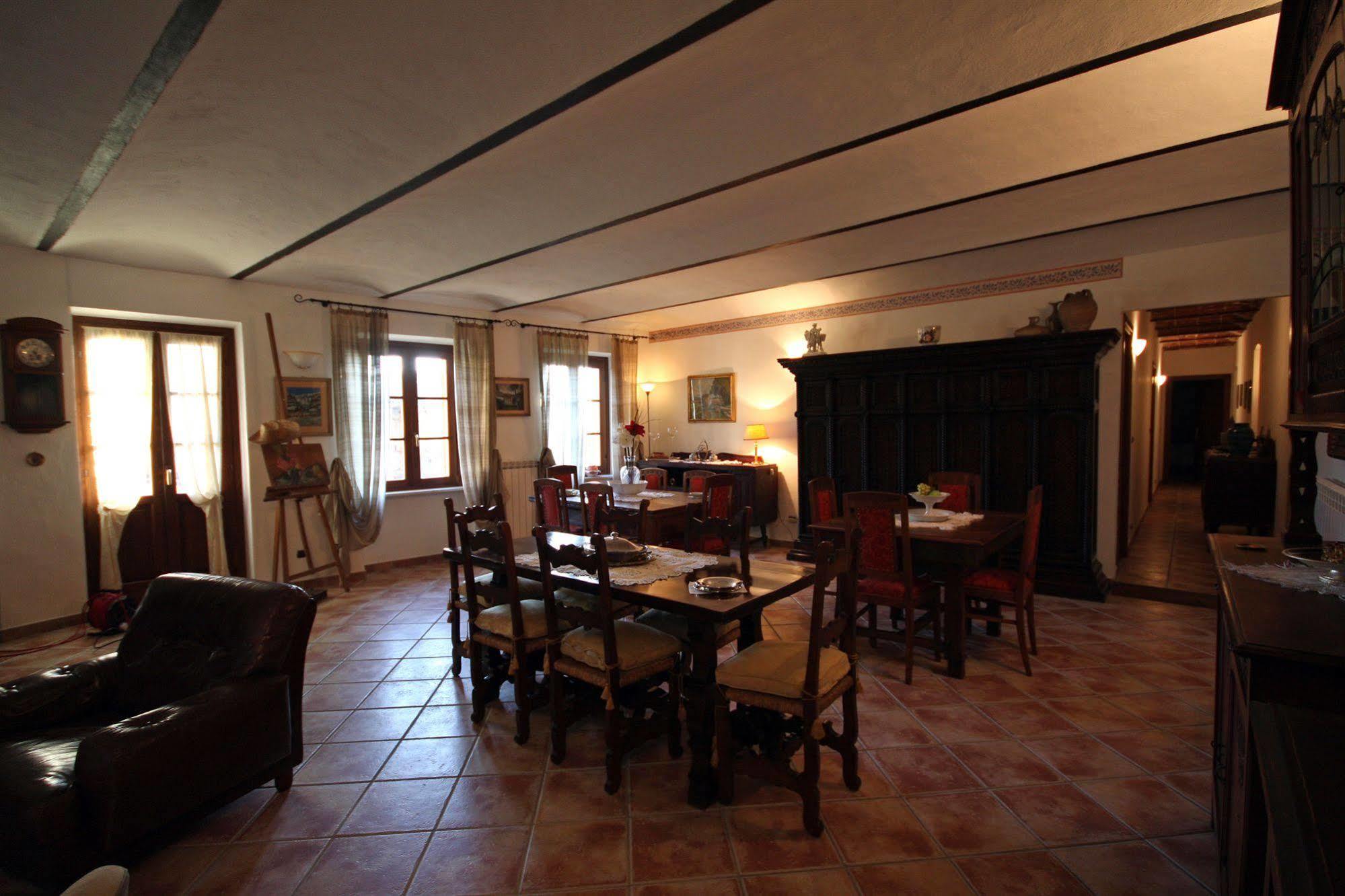 Relais San Desiderio Bed & Breakfast Calliano  Exterior photo